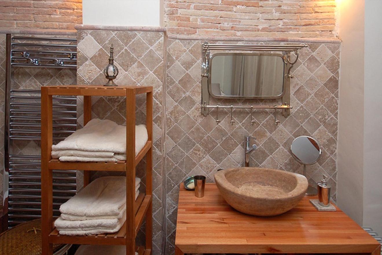 Beds & Breaks Ravel I Apartment Valencia Exterior photo